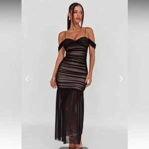 Hello molly black dress never been worn size 4